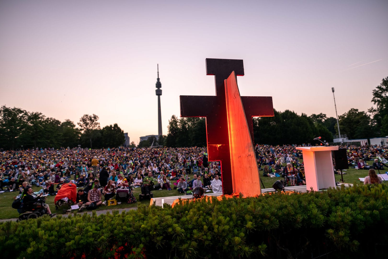 Sonnenuntergang auf dem Kirchentag in Dortmund