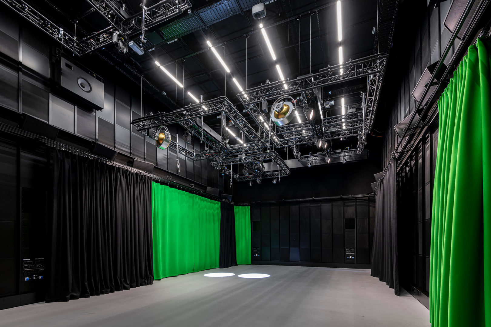 Filmstudio mit Greenscreen im YouTube Space Berlin