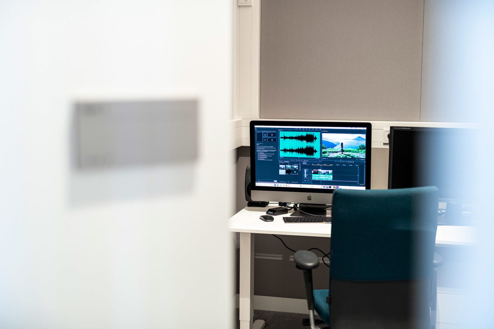 YOUTUBE SPACE BERLIN 5 Innenaufnahme Videoschnittplatz