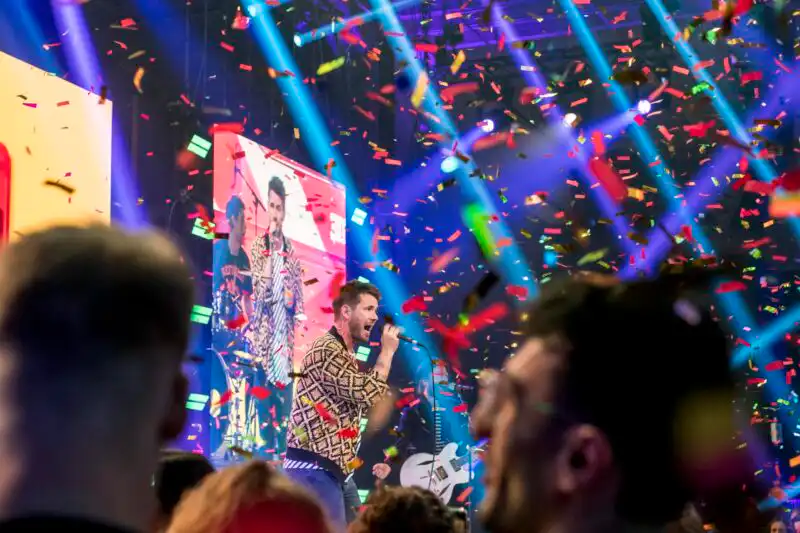 Live auf der Bühne auf dem youTube Festival in Berlin