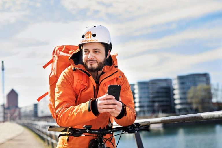 mielek fotograf dortmund Fotograf,Blog mielek werbefotograf corporate photography lieferando duisburg 0002 1 42 Werbefotografie eines Lieferando Fahrers bei seiner Arbeit in Duisburg. EIn perfektes Beispiel für ein gelungenes Employer Branding
